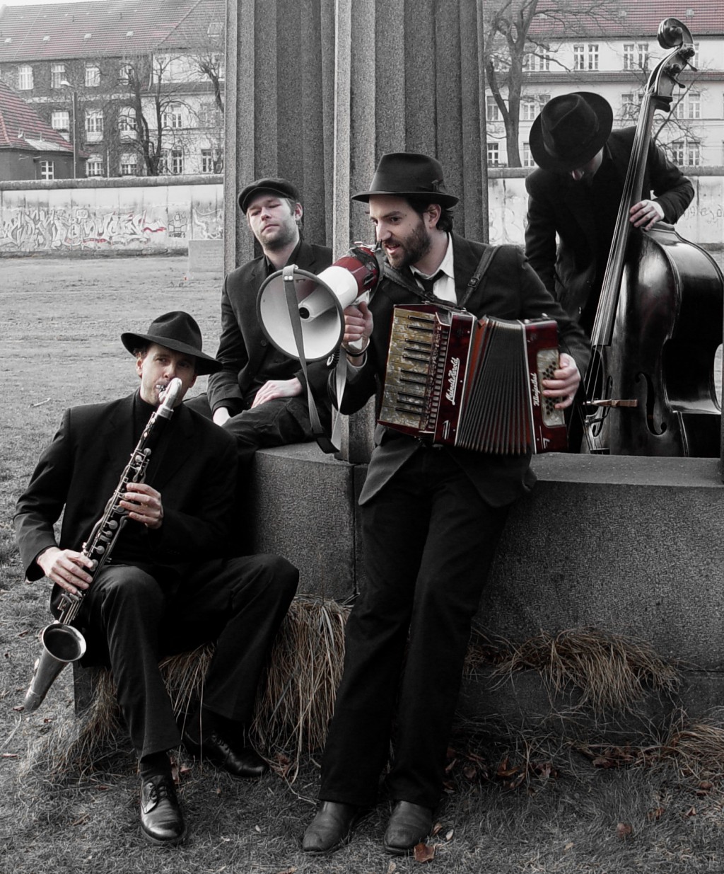 DANIEL KAHN & THE PAINTED BIRD – Verschwörungsklezmer