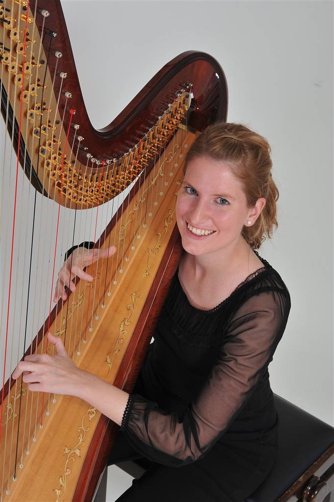 Angie Schlögl – Meine vier Harfenzeiten